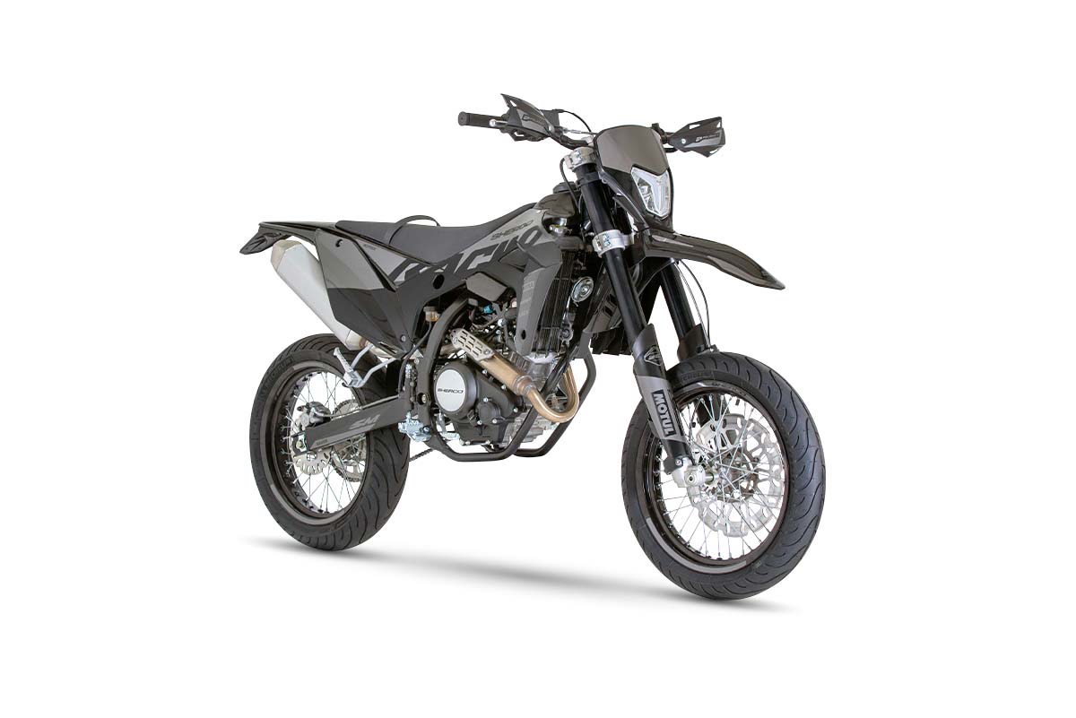 125 4T SM-RS BLACKMOON